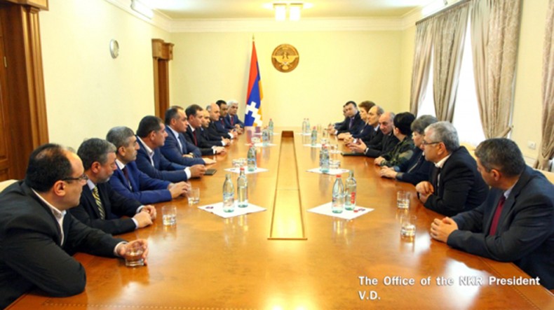 Президент НКР провел встречу с группой депутатов парламента Армении