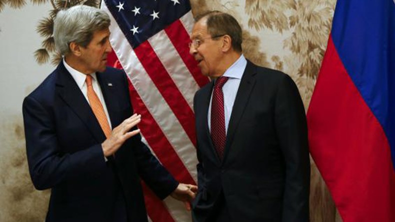 Глава МИД России Сергей Лавров и госсекретарь США Джон Керри обсуждают в Вене карабахскую проблему