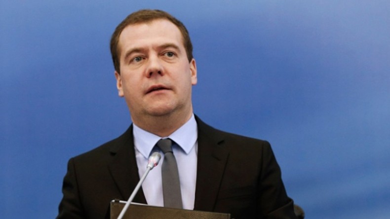 Медведев обдумает помощь в реставрации зала Феодосийской картинной галереи имени Айвазовского