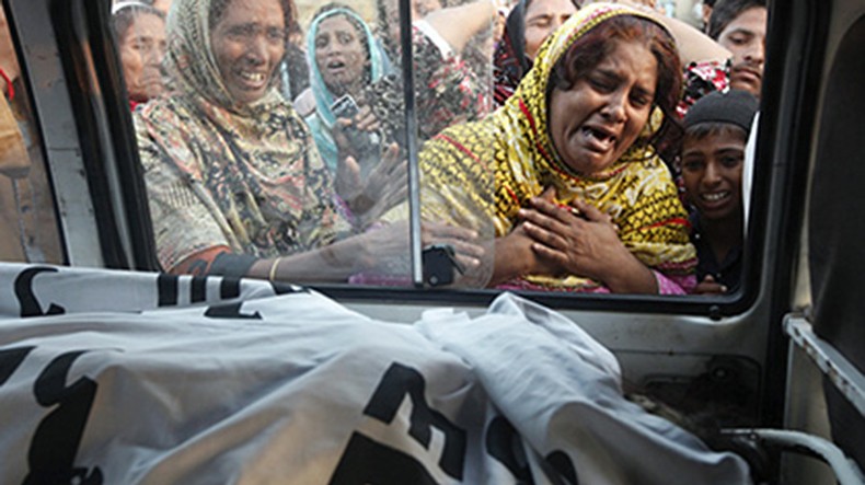В Пакистане учительницу заживо сожгли за отказ выйти замуж