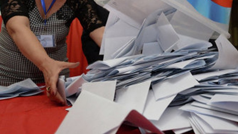 Повторные парламентские выборы в одном из избирательных округов Азербайджана в очередной раз прошли в обстановке массовых нарушений