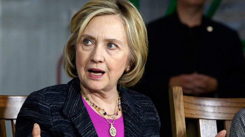 ФБР: Хиллари Клинтон на посту госсекретаря США крайне небрежно обращалась с секретной информацией