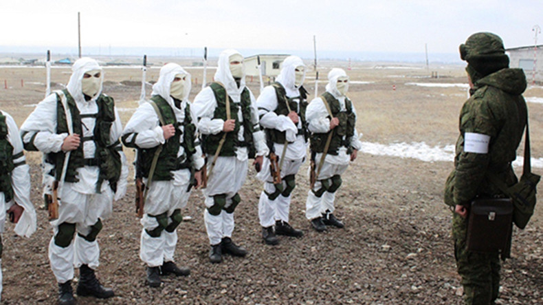 Мотострелки российской военной базы в Армении приступили к занятиям на высокогорном полигоне Алагяз