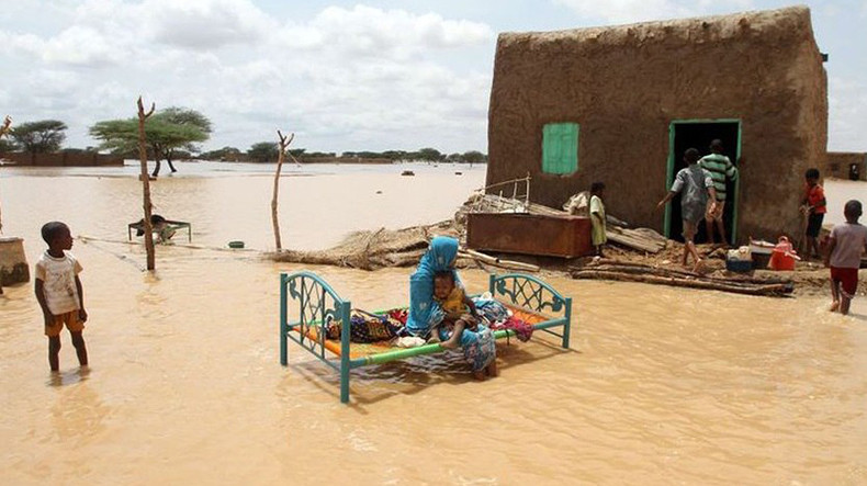 Число жертв наводнений в Судане превысило 100 человек