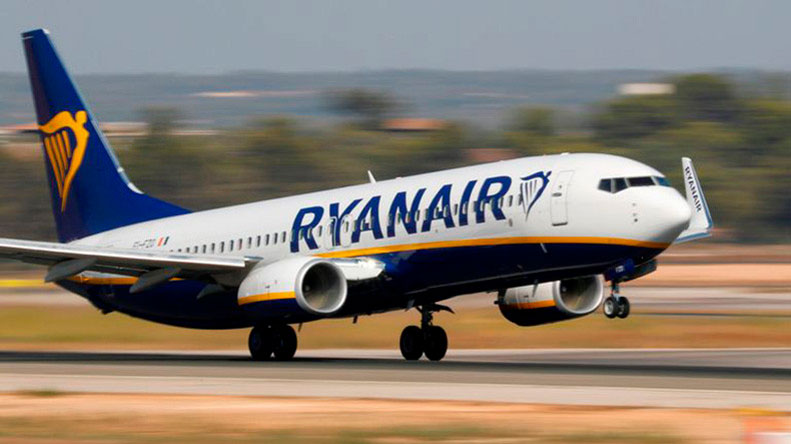  Ryanair      -     