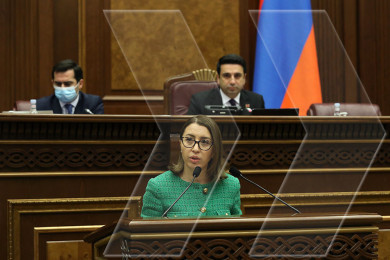 Armenian parliament holds plenary session; election of new ombudsman on the agenda