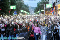 Площадь Франции в Ереване 15 мая: шествие и митинг