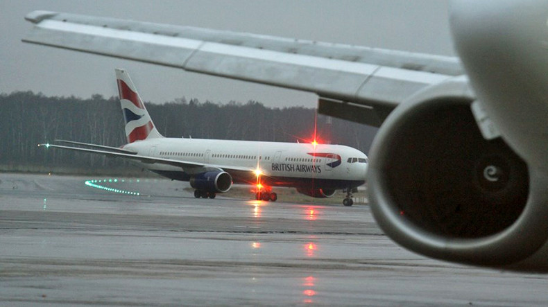 British Airways kompüter sistemində böyük bir qarmaqarışıq: onlarla uçuş ​ləğv olundu və ya təxirə salındı