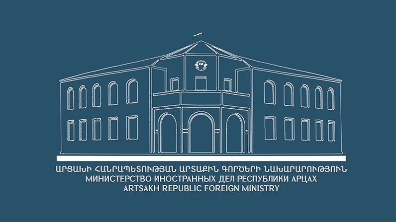 Cara terbaik dan paling efektif untuk menyelamatkan orang-orang Artsakh dari pembersihan etnis dan genosida adalah dengan mengakui hak mereka untuk menentukan nasib sendiri.  MFA Armenia – Panorama