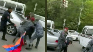 Քաղաքացուն բերման ենթարկելիս Հայաստանի դրոշը ընկնում է ոստիկանի ոտքերի առաջ