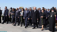 Представители высшего руководства Армении воздали дань уважения памяти жертв Геноцида армян в «Цицернакаберде»